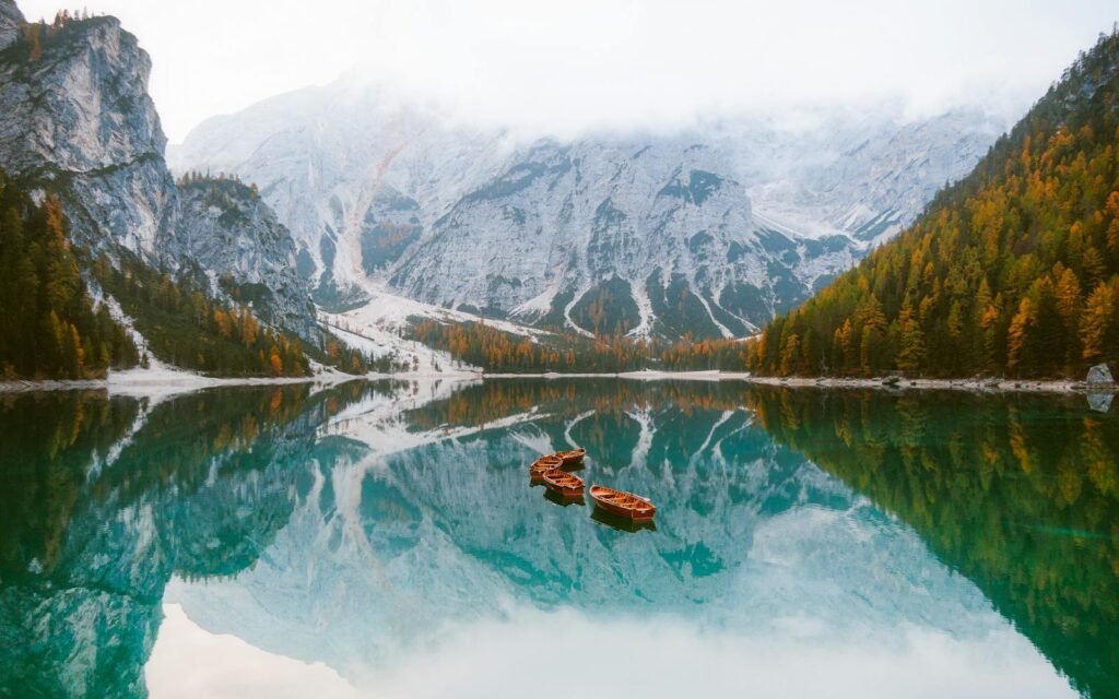 Reflections at Lago di Brais