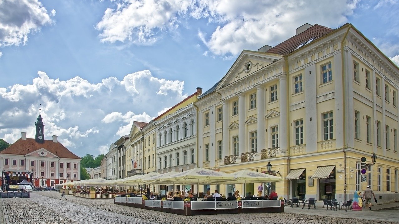 estonia, tartu, town hall square