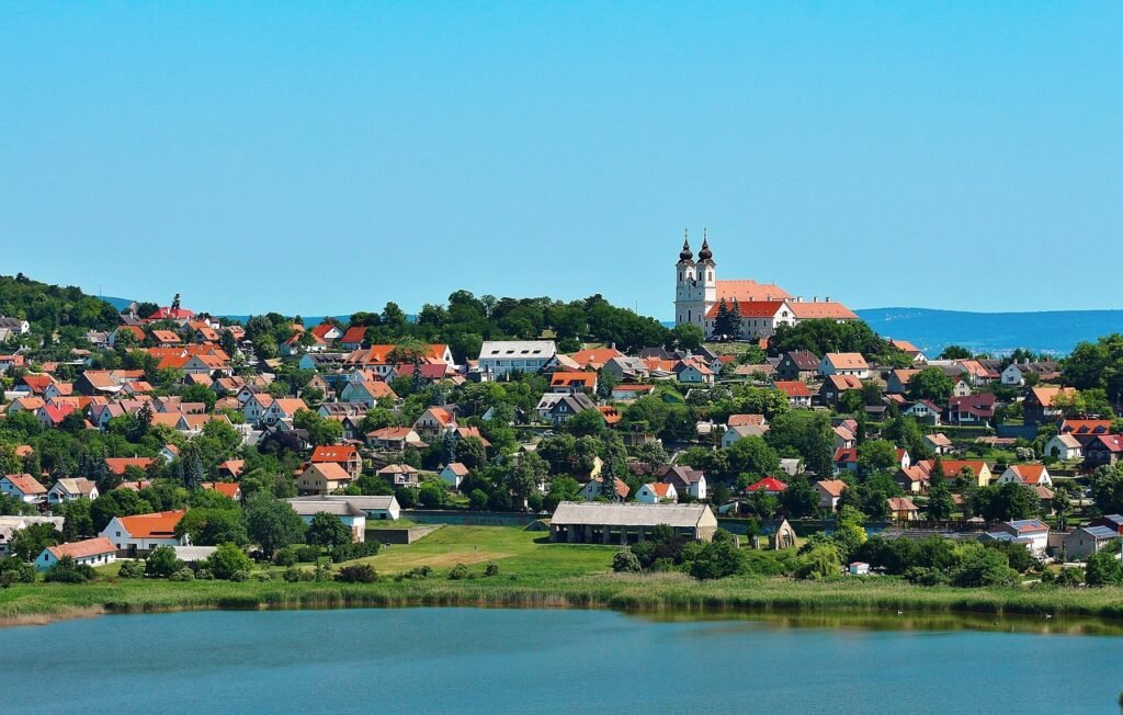 lake balaton, nature, tihany
